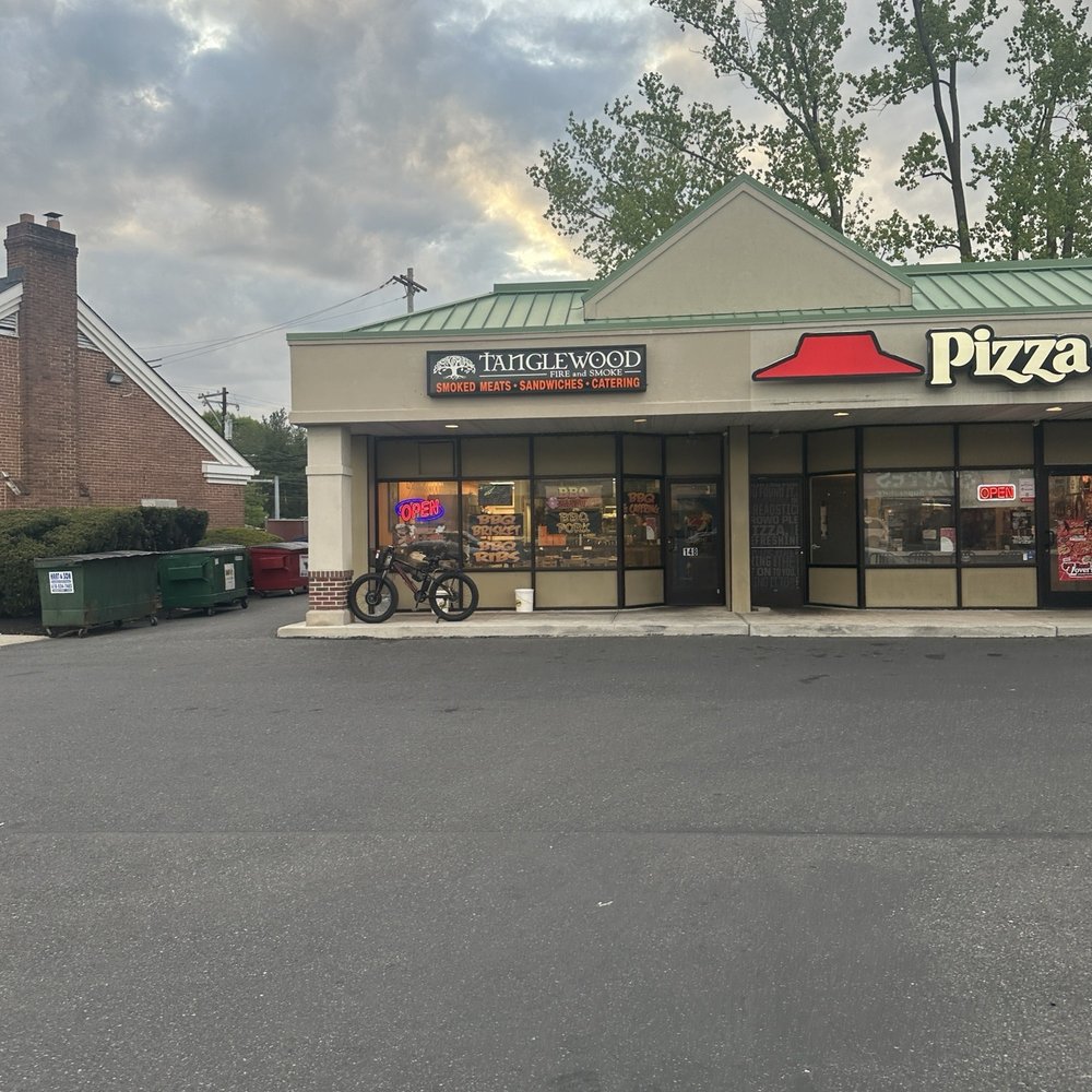 Tanglewood Fire And Smoke - Entrance - Barbeque Near Me - Ridley, Pennsylvania