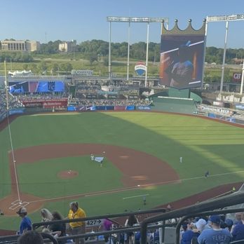 Kauffman Stadium - Stadiums & Arenas Near Me - Kansas City, Missouri Kauffman Stadium - Stadiums & Arenas Near Me - Kansas City, Missouri
