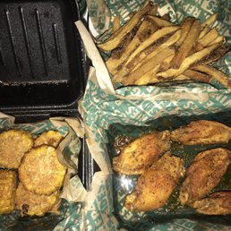 I ordered the wings and corn, I think they just put the fries in the bag