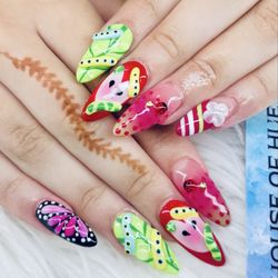 House of Hue Nails & Spa