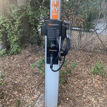 Starbucks - This Starbucks has one EV charging station - Coffee & Tea Near Me - Hilton Head Island, South Carolina Starbucks - This Starbucks has one EV charging station - Coffee & Tea Near Me - Hilton Head Island, South Carolina