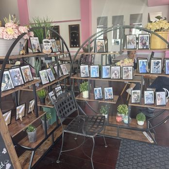 Wonderffle Cafe  - Front entrance with cuteeee doggy pics - Waffles Near Me - Victoria, British Columbia