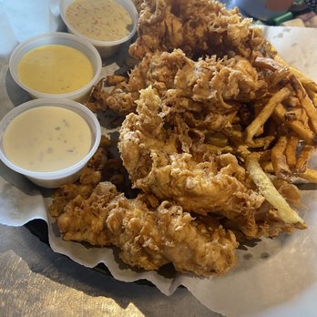 Maniac's - Battered Chicken Tender - Chicken Shop Near Me - Brentwood, Tennessee Maniac's - Battered Chicken Tender - Chicken Shop Near Me - Brentwood, Tennessee