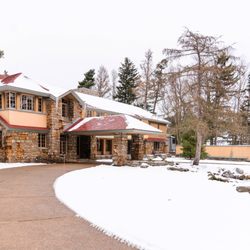 Frank Lloyd Wright's Graycliff - Credit: Meccay Photography