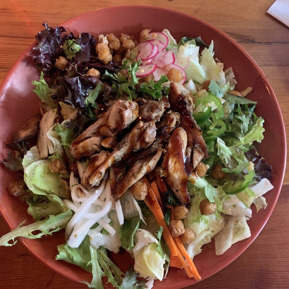 Squid Ink Eclectic Eats & Drinks - Chicken Banh Mi Salad - Gastropubs Near Me - Mobile, Alabama
