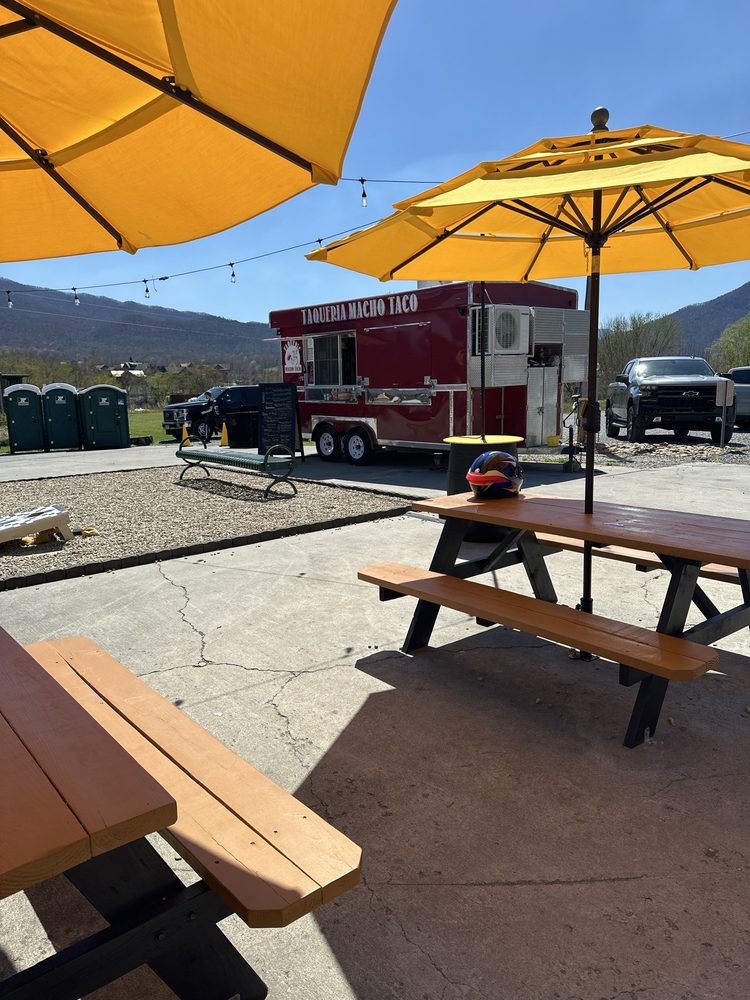 Taqueria Macho Taco