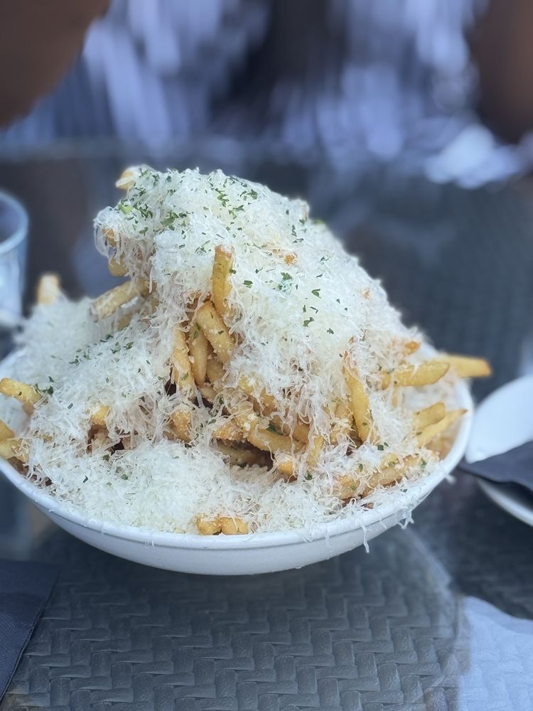 Catalina Kitchen And Bar