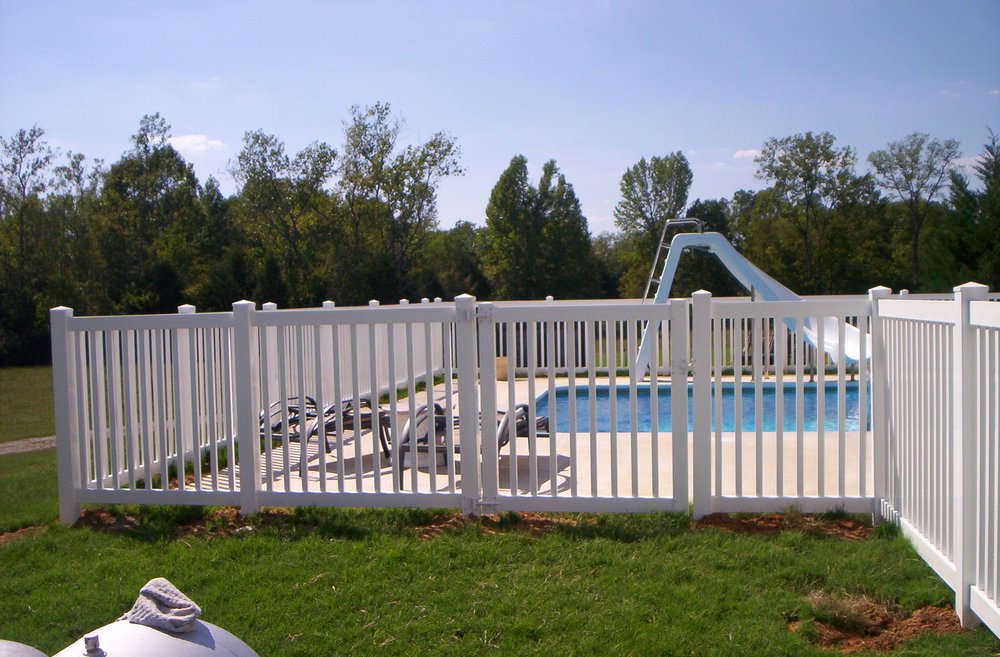 IVY FENCE COMPANY Updated September 2024 31 Photos 4811 Cliff