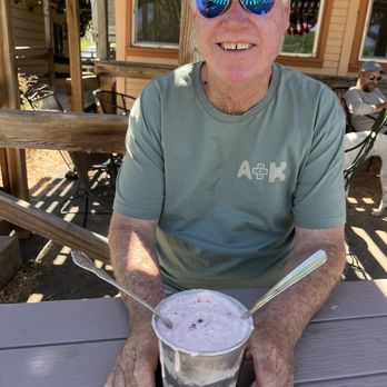 Fields Station - Strawberry shake and a satisfied customer - American Near Me - Fields, Oregon
