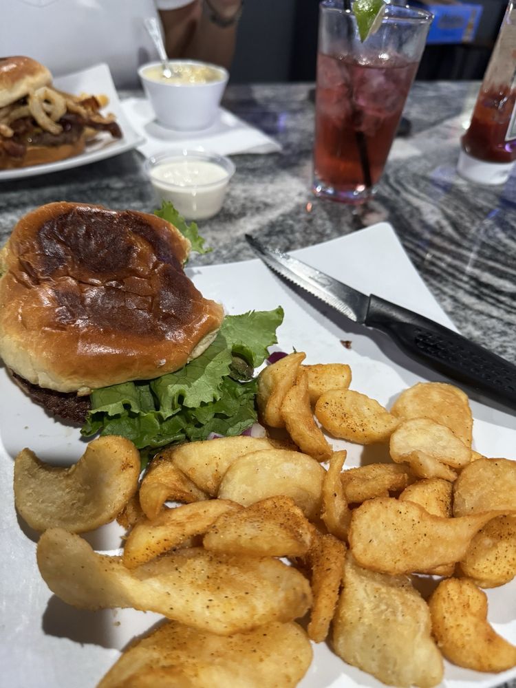 LT's Sports Bar & Grill Image