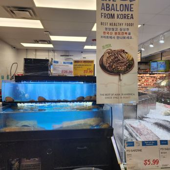 Hmart - Grocery Near Me - Glenview, Illinois