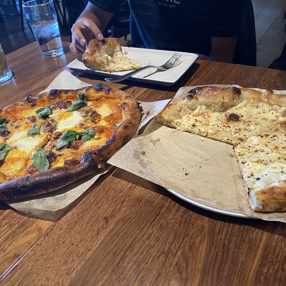 North Italia - Cacio E Pepe Pizza and Breakfast Rosa Pizza - Pizza Near Me - Las Vegas, Nevada North Italia - Cacio E Pepe Pizza and Breakfast Rosa Pizza - Pizza Near Me - Las Vegas, Nevada