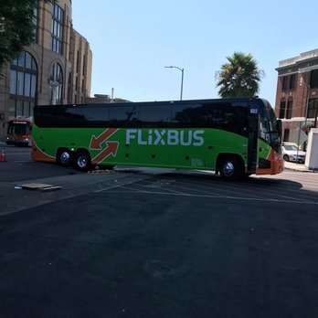 FlixBus - Flixbus got stuck in driveway at Union Station Los Angeles - Buses Near Me FlixBus - Flixbus got stuck in driveway at Union Station Los Angeles - Buses Near Me