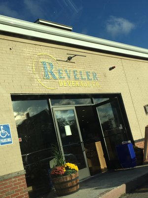 Reveler Beverage Co. by null