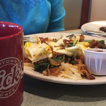 Dick's Uptown Cafe - Breakfast & Brunch Near Me - Cedar Hill, Texas
