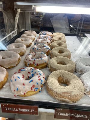Rise'n Roll Bakery & Deli - Middlebury by null