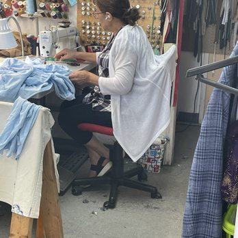 Franklin Tailor Shop - The best seamstresses - Sewing & Alterations Near Me - Farmington Hills, Michigan Franklin Tailor Shop - The best seamstresses - Sewing & Alterations Near Me - Farmington Hills, Michigan