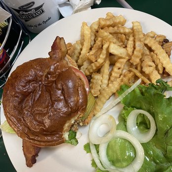 Stewart's Restaurant Camdenton - Breakfast & Brunch Near Me - Camdenton, Missouri Stewart's Restaurant Camdenton - Breakfast & Brunch Near Me - Camdenton, Missouri