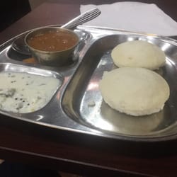 Ras Vatika - Idli sambar