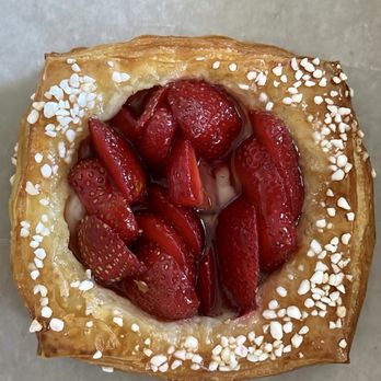 DAMO - Strawberry danish - Coffee & Tea Near Me - Los Angeles, California DAMO - Strawberry danish - Coffee & Tea Near Me - Los Angeles, California