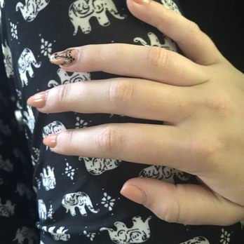 Tk Nails - Nail Salons Near Me - Calabasas, California