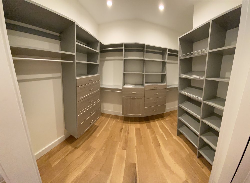 Slide of Lisi Contracting