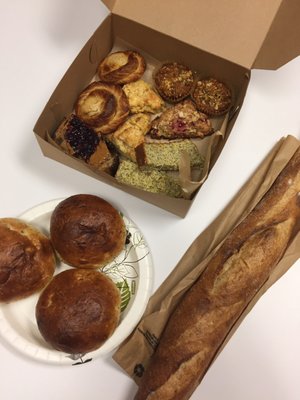 Madruga Bakery by null