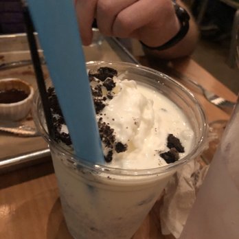 Hopdoddy Burger Bar - Oreo Milkshake - Burgers Near Me - Austin, Texas