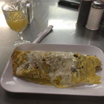 Bob's Grill - Trashcan Omelette. It's not on the menu. You have to ask for it. - Diners Near Me - Kill Devil Hills, North Carolina