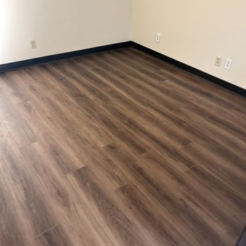 iDecor Flooring - Office - SPC Vinyl.  City of Orange. - Flooring Near Me - Anaheim, California