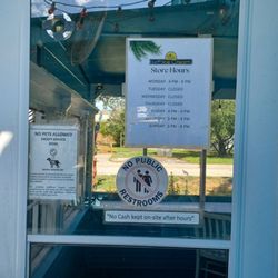 Palm Beach Exotic Ice Cream & Ices - Entrance