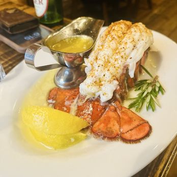The Local on 17 - Lobster - Steakhouses Near Me - Richmond Hill, Georgia
