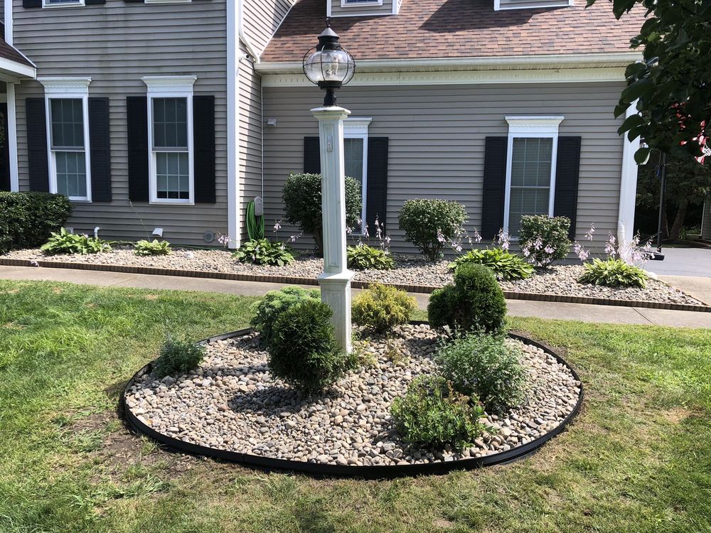 DELANSON GARDENS Updated August 2024 22 Photos & 10 Reviews 639