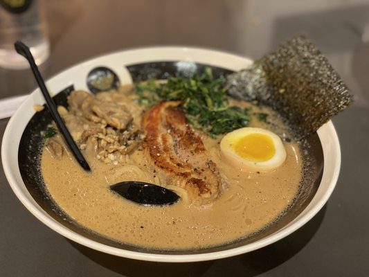 Silverlake Ramen by null