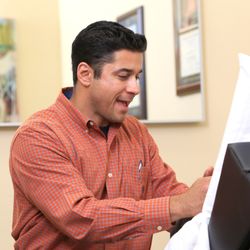Balance Physical Therapy South Salinas - Dr. John Farahmand.