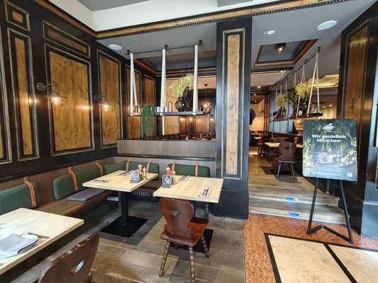 Ayinger am Platzl by null