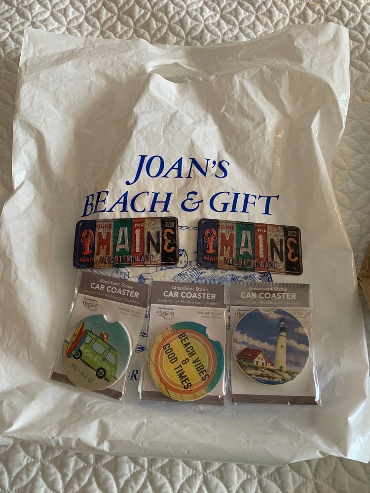 JOAN’S BEACH & GIFT Updated October 2024 1 Main St, York Beach