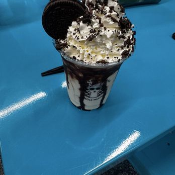 The Dolly Llama - Myrtle Beach - The snowstorm milkshake - Waffles Near Me - Myrtle Beach, South Carolina