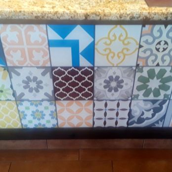 El Pollo Loco - New tiles on the counter - Fast Food Near Me - El Segundo, California