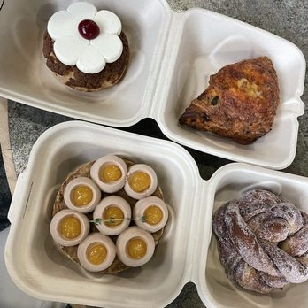 T55 Patisserie - Desserts Near Me - Bothell, Washington