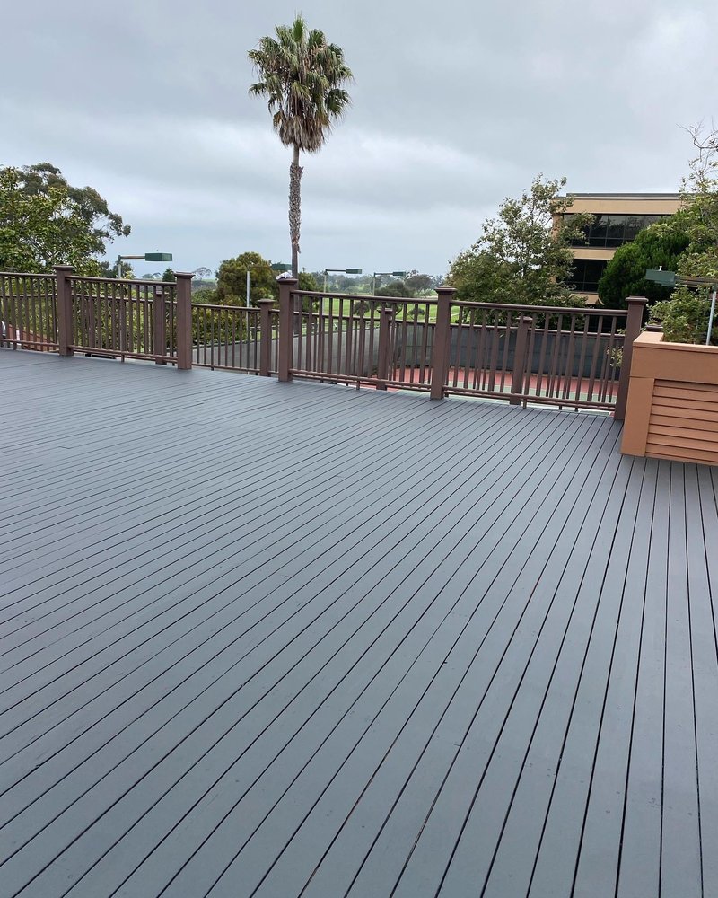 Slide of Arenas Contracting