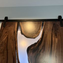 Chagrin Valley Custom Furniture - Look closely at the grain