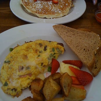 Cafe Jolie - Breakfast & Brunch Near Me - Alameda, California