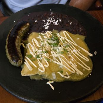 Istmo Oaxacan Cuisine - Enchiladas con chorizo verde - Mexican Near Me - Chicago, Illinois