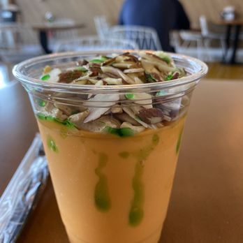 Eggholic - Indian Street Food - Mango Mastani - Indian Near Me - Niles, Illinois