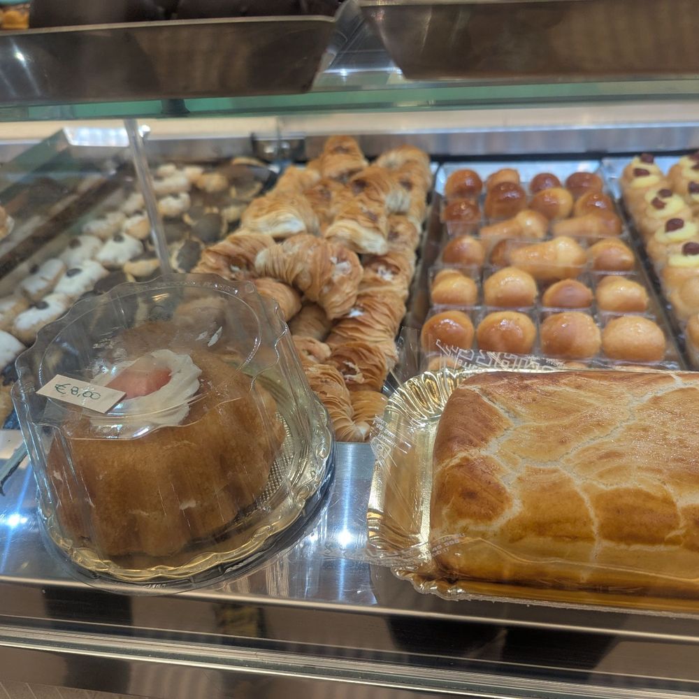 Pasticceria Tizzano - Desserts Near Me - Naples, NA