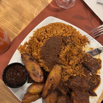 Asanka Delight - Fried Rice with goat and side plantains - Kebab Near Me - Lake Ridge, Virginia Asanka Delight - Fried Rice with goat and side plantains - Kebab Near Me - Lake Ridge, Virginia