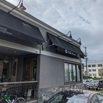 Caffe Amouri - Front - Coffee & Tea Near Me - Vienna, Virginia