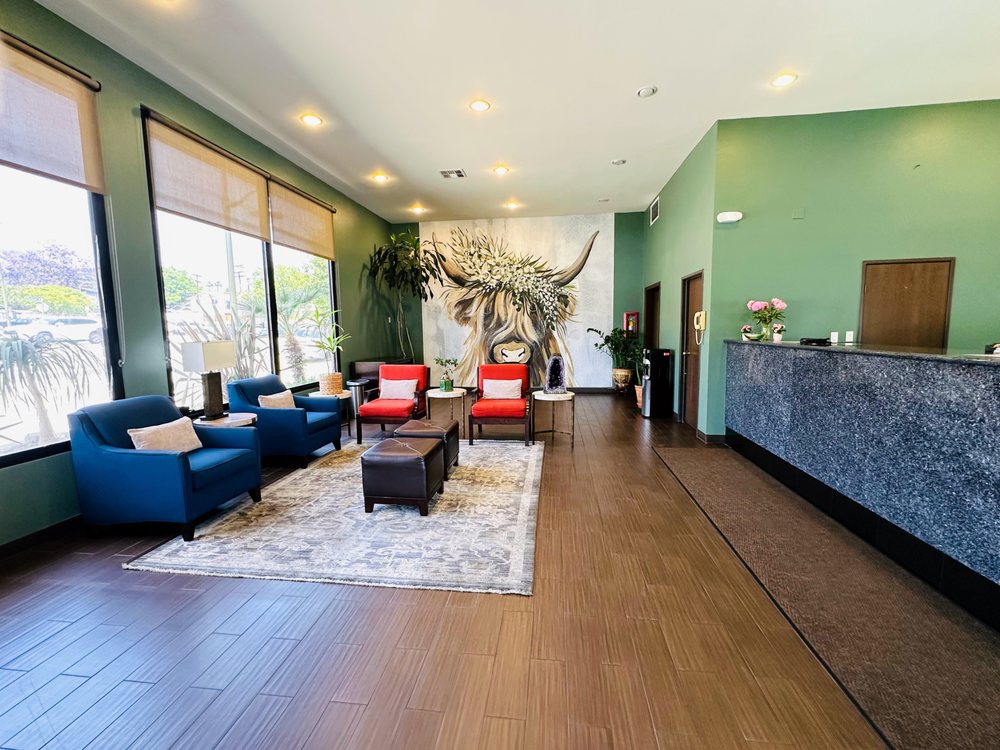 The Hills Inn Eagle Rock