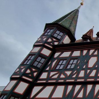 Das alte Rathaus - Fassade und Turm - Landmarks & Historical Buildings Near Me - Fulda, HE